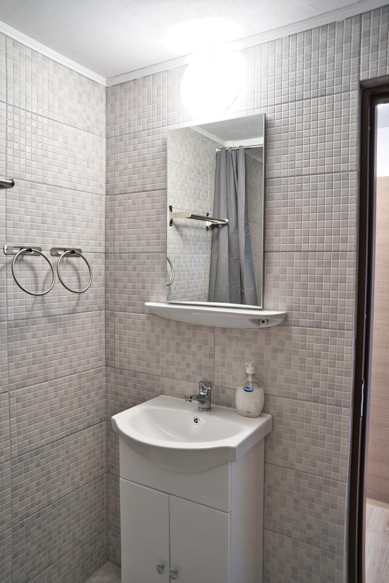 Perla Argesului, Ciubar, Piscina, Lift, Gratar, Cabana, Pensiuni, Hotel Cazare Transfagarasan Curtea De Arges Albestii de Arges Rom bilde