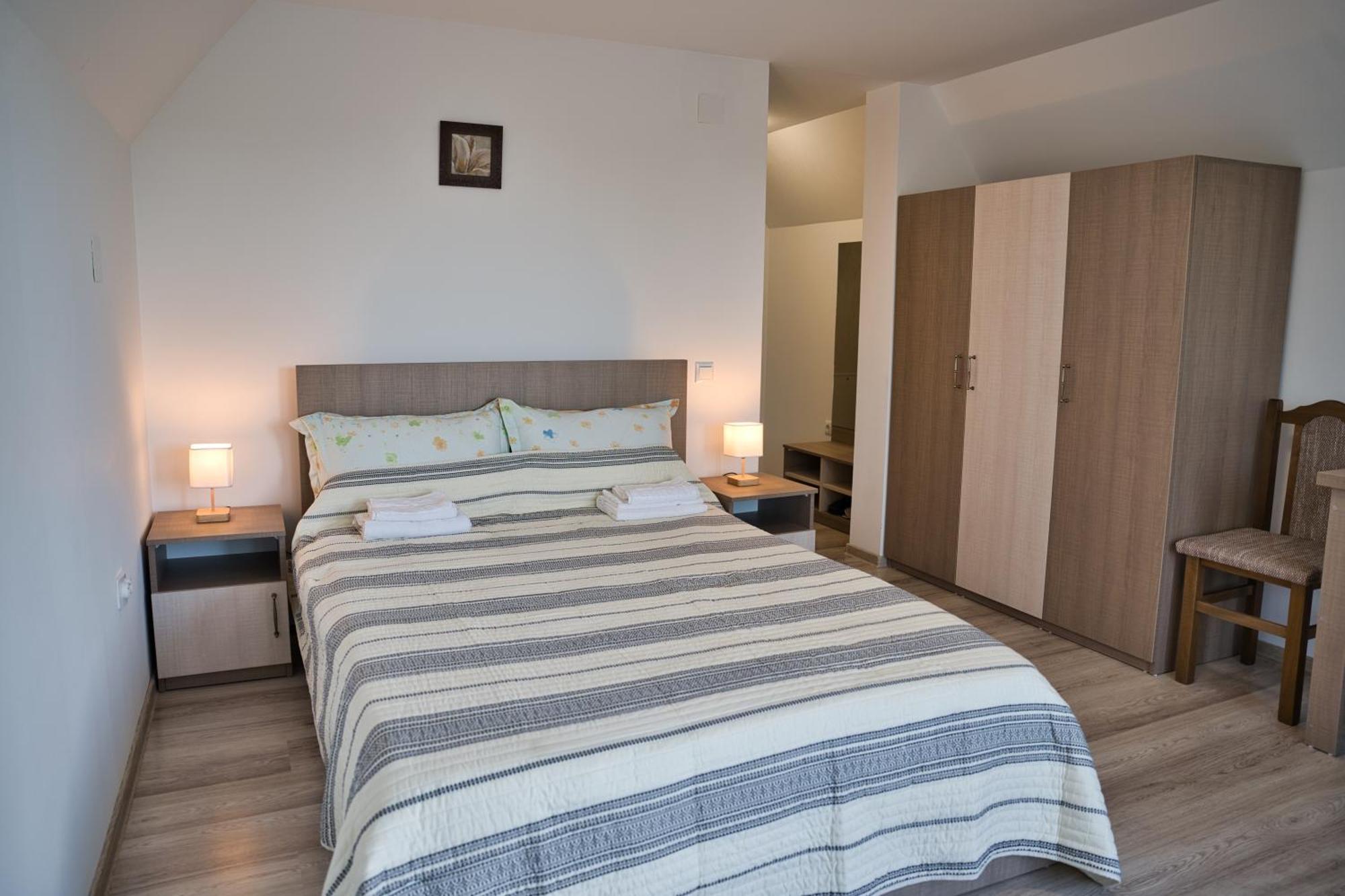 Perla Argesului, Ciubar, Piscina, Lift, Gratar, Cabana, Pensiuni, Hotel Cazare Transfagarasan Curtea De Arges Albestii de Arges Eksteriør bilde