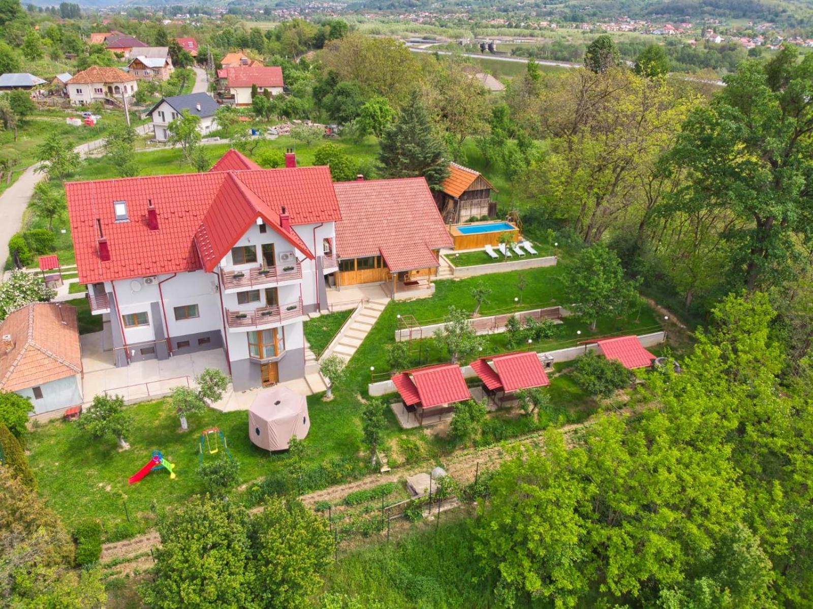 Perla Argesului, Ciubar, Piscina, Lift, Gratar, Cabana, Pensiuni, Hotel Cazare Transfagarasan Curtea De Arges Albestii de Arges Eksteriør bilde